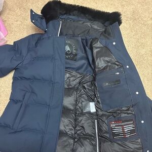 Moosr Knuckles Coat